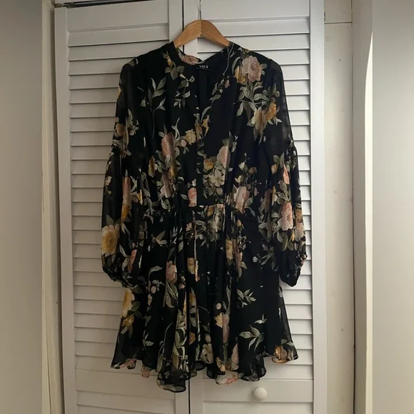 Vici Dress - Picture 14 of 14